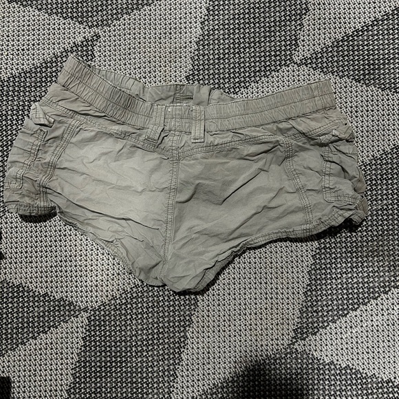 BDG Women's Cargo Shorts in Gray - Picture 3 of 5